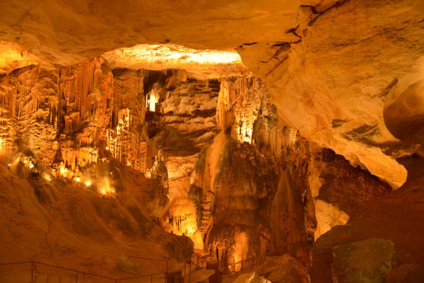 Grotte Saint-Marcel by null