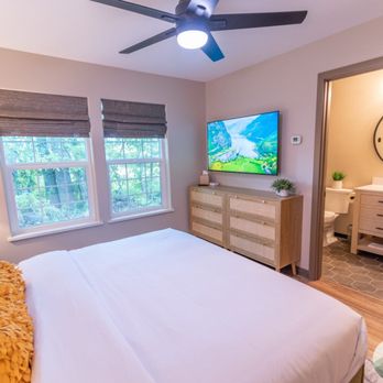 Quarter 54 - One of the bedrooms - Vacation Rentals Near Me - Palmer, Alaska Quarter 54 - One of the bedrooms - Vacation Rentals Near Me - Palmer, Alaska