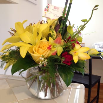 Farrah's Florist - Bouquet of the Day for my sisters birthday! - Florists Near Me - Santa Monica, California
