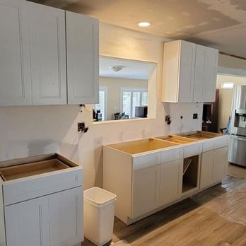 Da Vinci Construction - a kitchen being remodeled - General Contractors Near Me - Fountain Valley, California Da Vinci Construction - a kitchen being remodeled - General Contractors Near Me - Fountain Valley, California