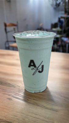 The Art of Juice and Water by null
