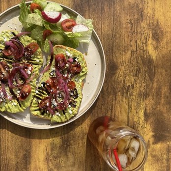 Cafe Anula - Avocado toasts and tropical tea - Breakfast & Brunch Near Me - Los Angeles, California