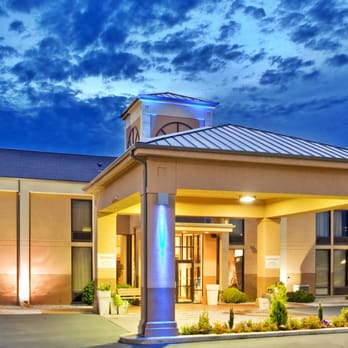 Holiday Inn Express Marshfield - Hotels Near Me - Marshfield, Missouri Holiday Inn Express Marshfield - Hotels Near Me - Marshfield, Missouri