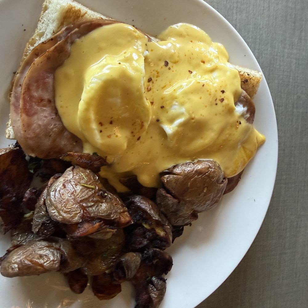Morning Jam - Eggs Benedict - Breakfast & Brunch Near Me - Chandler, Arizona Morning Jam - Eggs Benedict - Breakfast & Brunch Near Me - Chandler, Arizona
