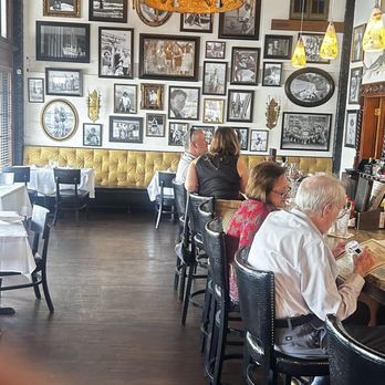Eugene’s Gulf Coast Cuisine - Steakhouses Near Me - Houston, Texas Eugene’s Gulf Coast Cuisine - Steakhouses Near Me - Houston, Texas
