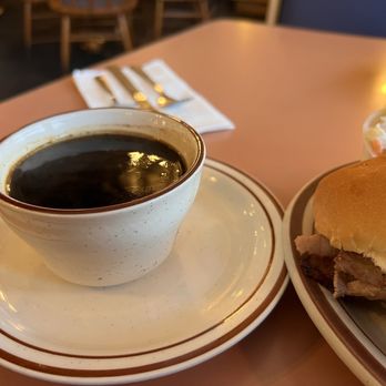 Coral Cafe - American Near Me - Burbank, California