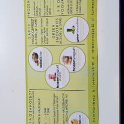 Frozen Yogurt Und Salatbar