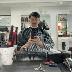 Arlington barber shop - Calm before the storm