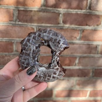 Oliver's Donuts - Chocolate - Donuts Near Me - Pittsburgh, Pennsylvania