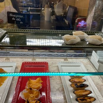 Casa dos Ovos Moles em Lisboa - Pastries - Cafes Near Me - Lisbon, 11 Casa dos Ovos Moles em Lisboa - Pastries - Cafes Near Me - Lisbon, 11