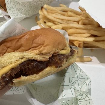 Palms n' Patties - Burgers Near Me - Costa Mesa, California