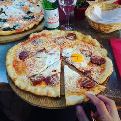 Pizzeria Bei Angelo - Pizza Angelo with Turkish sausage