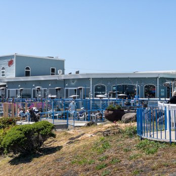 Sam's Chowder House - Plenty of outdoor and indoor seating! - Seafood Near Me - Half Moon Bay, California Sam's Chowder House - Plenty of outdoor and indoor seating! - Seafood Near Me - Half Moon Bay, California