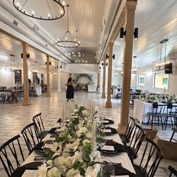 Modern Aesthetic Events - Set up & Decor managed or decorated by us!
