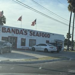 Banda's Seafood - The eatery