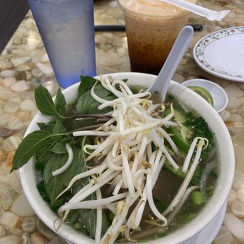 Pho So 1 - Pho with rare steak #31 & Thai tea - Vietnamese Near Me - Lake Forest, California