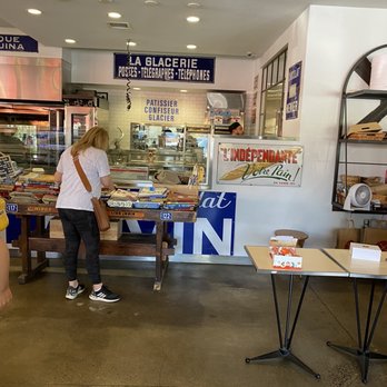 Moulin - Inside - Cafes Near Me - Costa Mesa, California