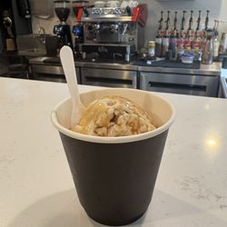 In Dietro Caffe - Affogato was delicious!
