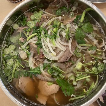 Pho&Mi - Combo pho, medium - Vietnamese Near Me - Puyallup, Washington Pho&Mi - Combo pho, medium - Vietnamese Near Me - Puyallup, Washington