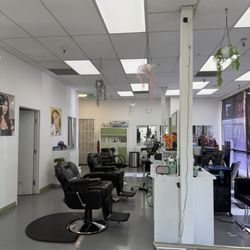Om Beauty Salon - Best place to get your brows done!