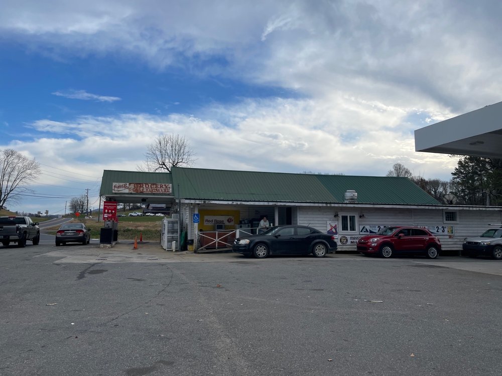 Crossroads Grocery Logo