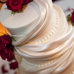 Events To Impress - Wedding Cake!