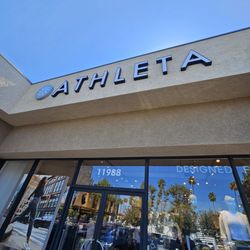 Athleta - The sign