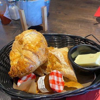 Clafoutis - Bread basket - French Near Me - Santa Fe, New Mexico Clafoutis - Bread basket - French Near Me - Santa Fe, New Mexico