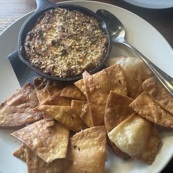 Finch & Fifth - Bars Near Me - Augusta, Georgia