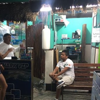 Island Adventures Mexico - Store front with indifferent shop keepers. Negotiations were fruitless. - Tours Near Me - Isla Mujeres, ROO Island Adventures Mexico - Store front with indifferent shop keepers. Negotiations were fruitless. - Tours Near Me - Isla Mujeres, ROO