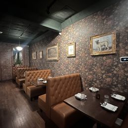 THE LAUREL - Updated September 2025 - 116 Photos & 54 Reviews - 1046