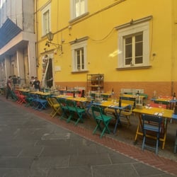 Marcucci - Lets eat outside