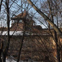 Tratzenzwinger