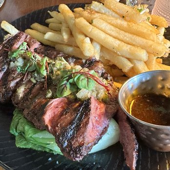 Straits - Honolulu - Lemongrass beef - Asian Fusion Near Me - Honolulu, Hawaii