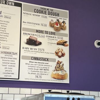 Cinnaholic - Menu - Bakeries Near Me - Pigeon Forge, Tennessee