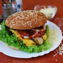 Berlin Bistro - Cheeseburger
