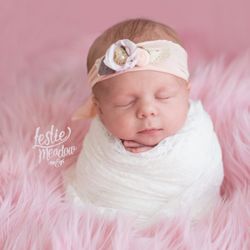 Leslie Meadow Photography - Anchorage Newborn