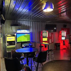 Huddle Lounge