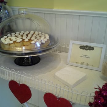 Nothing Bundt Cakes - Samples: Pecan Praline - Bakeries Near Me - Tustin, California