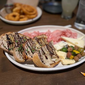 Culinary Dropout - Crusty Bread, Garlic Oil & Balsamic, Prosciutto di San Daniele, Marinated Olives, Aged Manchego, Dolce Gorgonzola - New American Near Me - Gilbert, Arizona