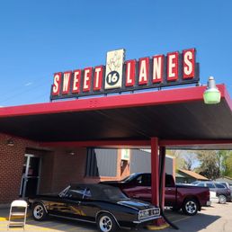 Exterior photo of Sweet 16 Lanes - Le Mars, Iowa Exterior photo of Sweet 16 Lanes - Le Mars, Iowa