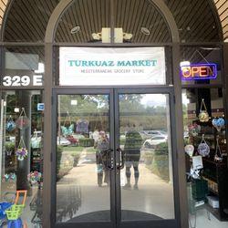 Turkuaz Market - New entrance
