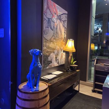 Blue Hound Kitchen & Cocktails - The Entrance - New American Near Me - Phoenix, Arizona