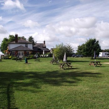 Woodbridge Inn - Pubs Near Me - Pewsey, WIL Woodbridge Inn - Pubs Near Me - Pewsey, WIL