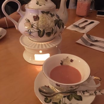 Prince Tea House - Hot Rose lover milk tea - Tea Rooms Near Me - Flushing, New York