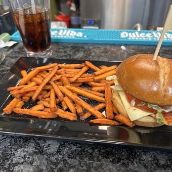 Wild Chicken Grill - Blackened Chicken Burger - Bars Near Me - Bellevue, Nebraska