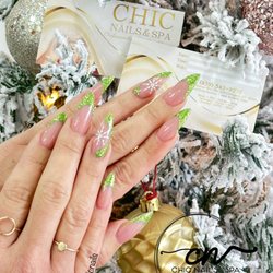 Chic Nails
