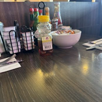 Toasted Bun - Breakfast & Brunch Near Me - Glendale, California Toasted Bun - Breakfast & Brunch Near Me - Glendale, California