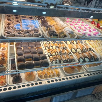 Tulipan Bakery Cafe - Bakeries Near Me - West Palm Beach, Florida Tulipan Bakery Cafe - Bakeries Near Me - West Palm Beach, Florida
