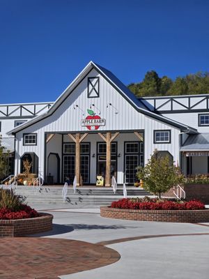 The Apple Barn & Cider Mill by null